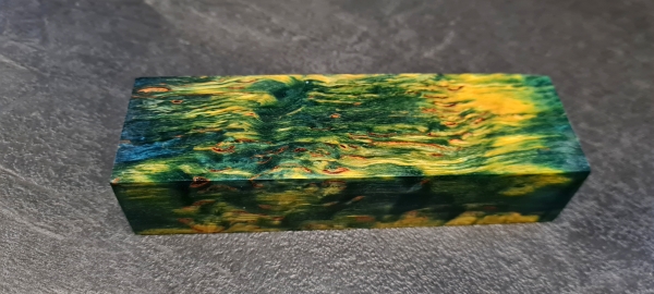Stabilized curly birch green-yellow limited edition (10GGB)